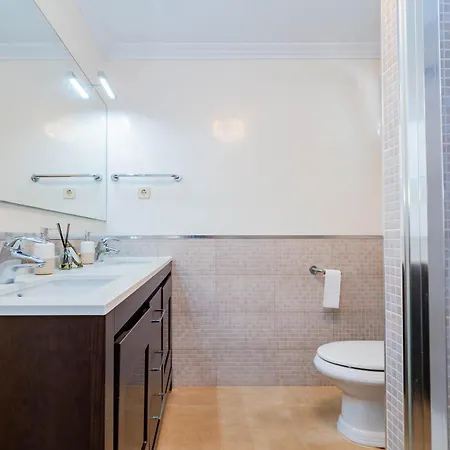 Cubo's Capuchinas Villa *