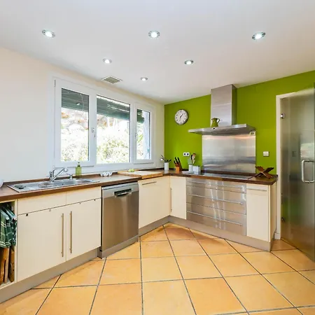 Cubo's Capuchinas Villa *