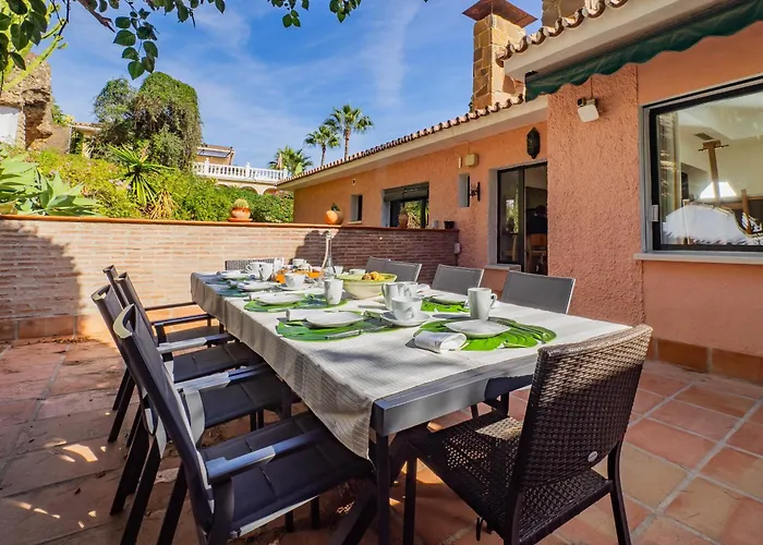 Villa Cubo's Capuchinas