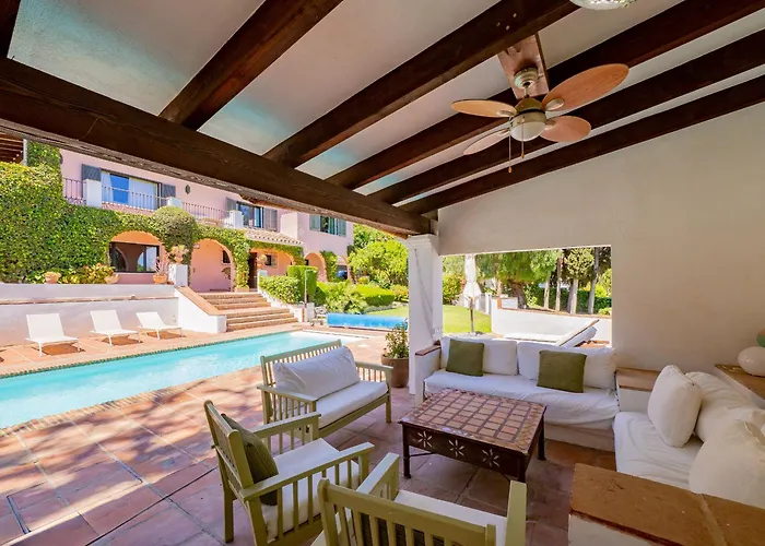 Cubo's Capuchinas Villa Torremolinos