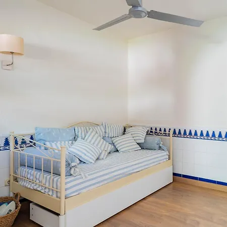 Villa Cubo's Capuchinas