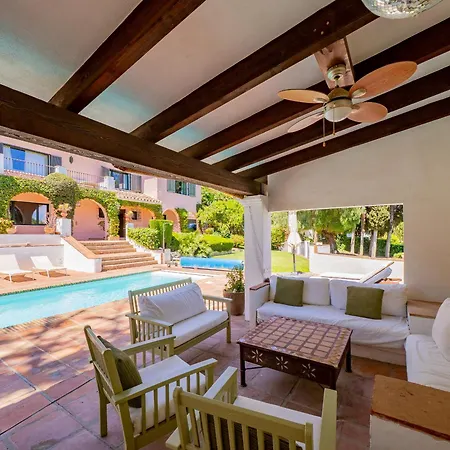 Cubo's Capuchinas Villa Torremolinos